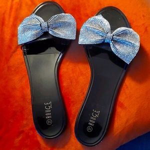 Black Glitter Bow Jelly Slides